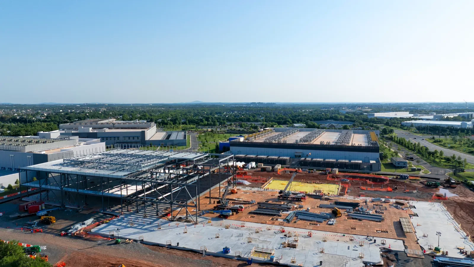 Backlog rebounds, remains lopsided across construction