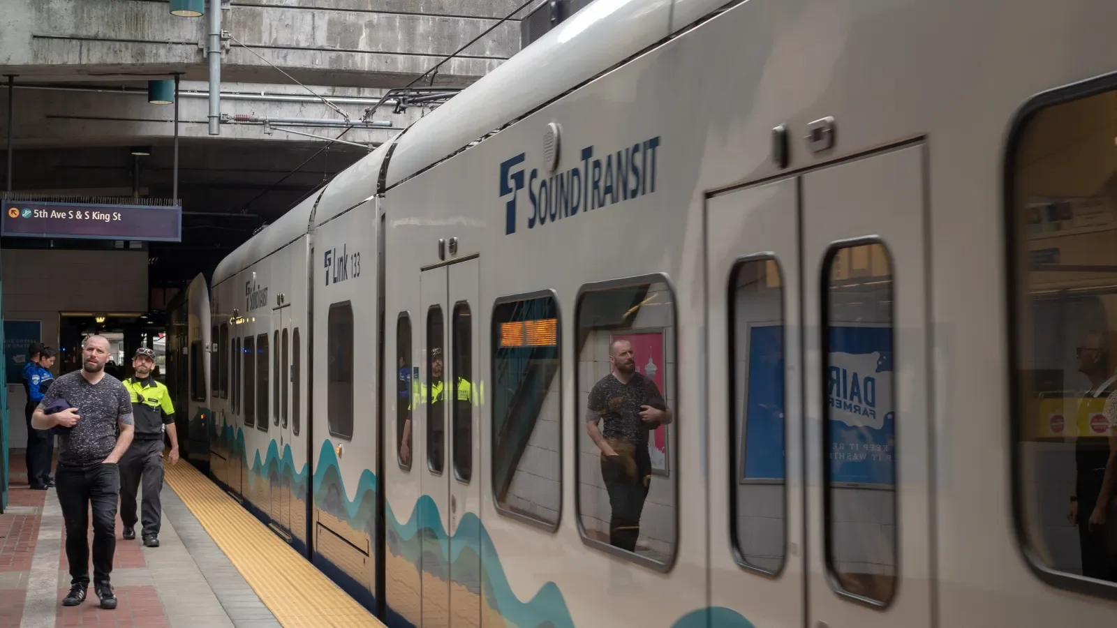 AECOM wins 3 contracts on $1B Seattle light-rail work package